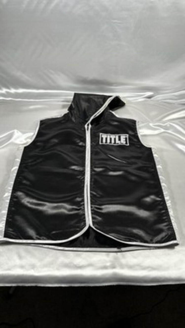 TITLE BOXING SATIN SHINY GLANZ ZIPPER VEST Size M MENS BLACK & WHITE COLORS NEW